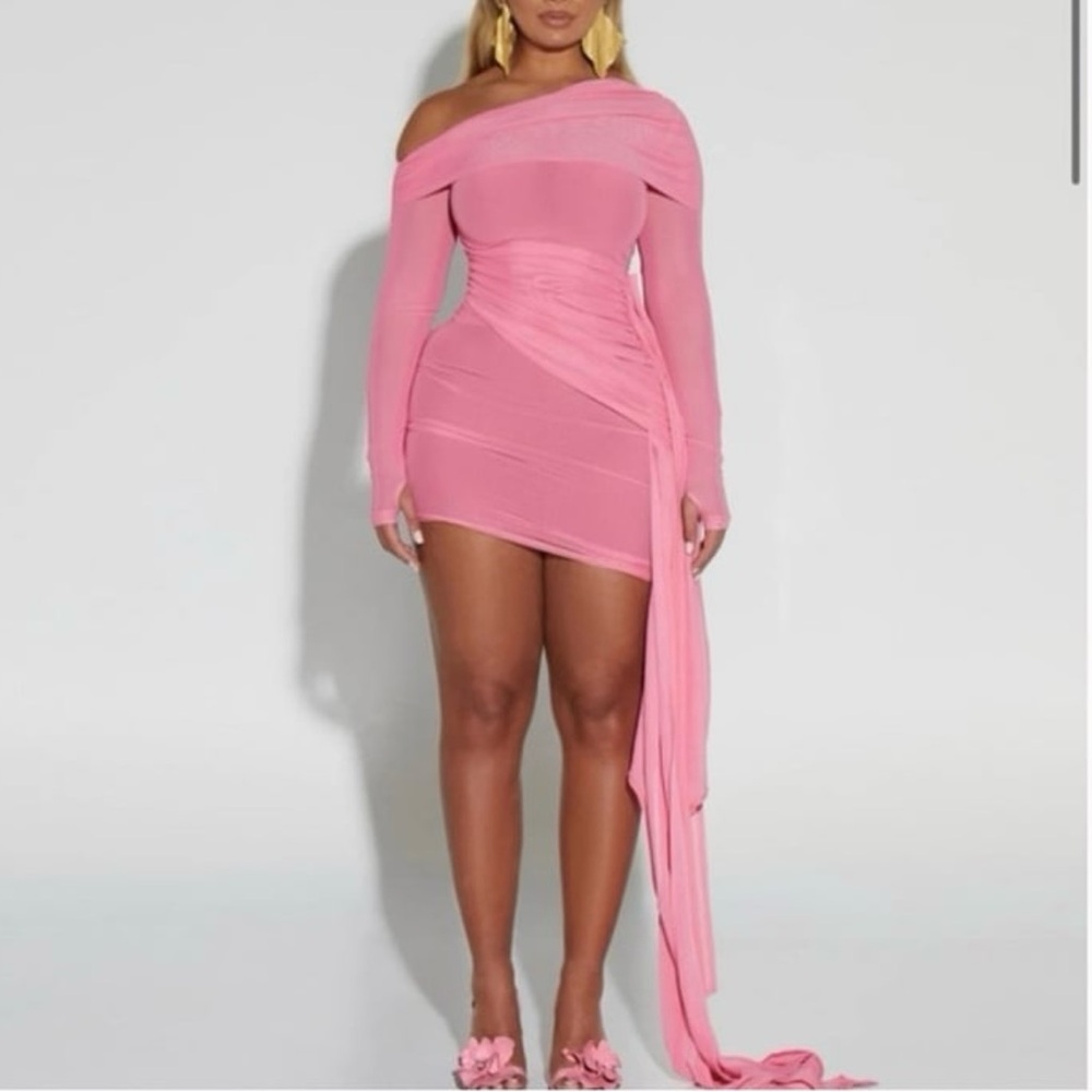 Bbx brand verella mesh mini dress-  Elegant Pink Off-Shoulder Dress